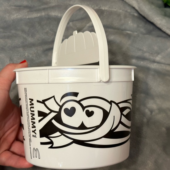 McDonald’s BOO Buckets 2023 - 1 Set with ALL 4 COLORS! - Picture 13 of 13